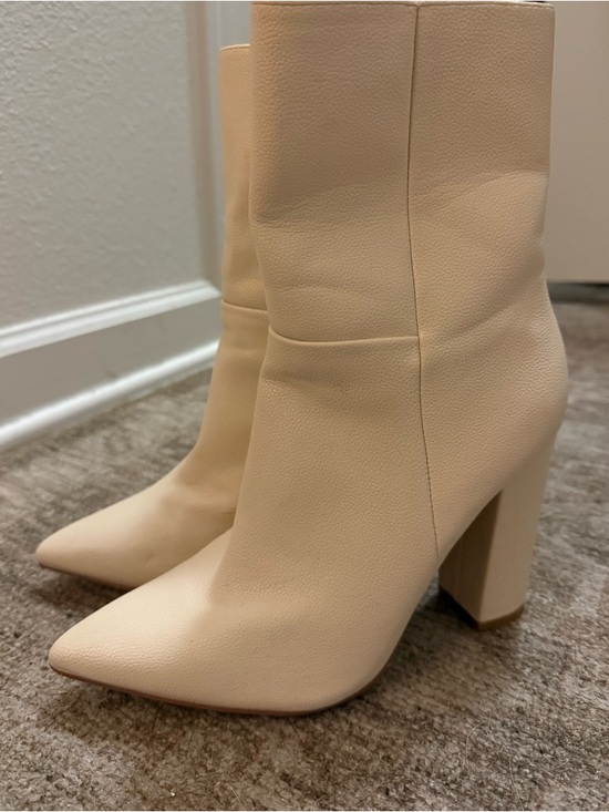 Lulus Shoes - Women’s heeled boots
